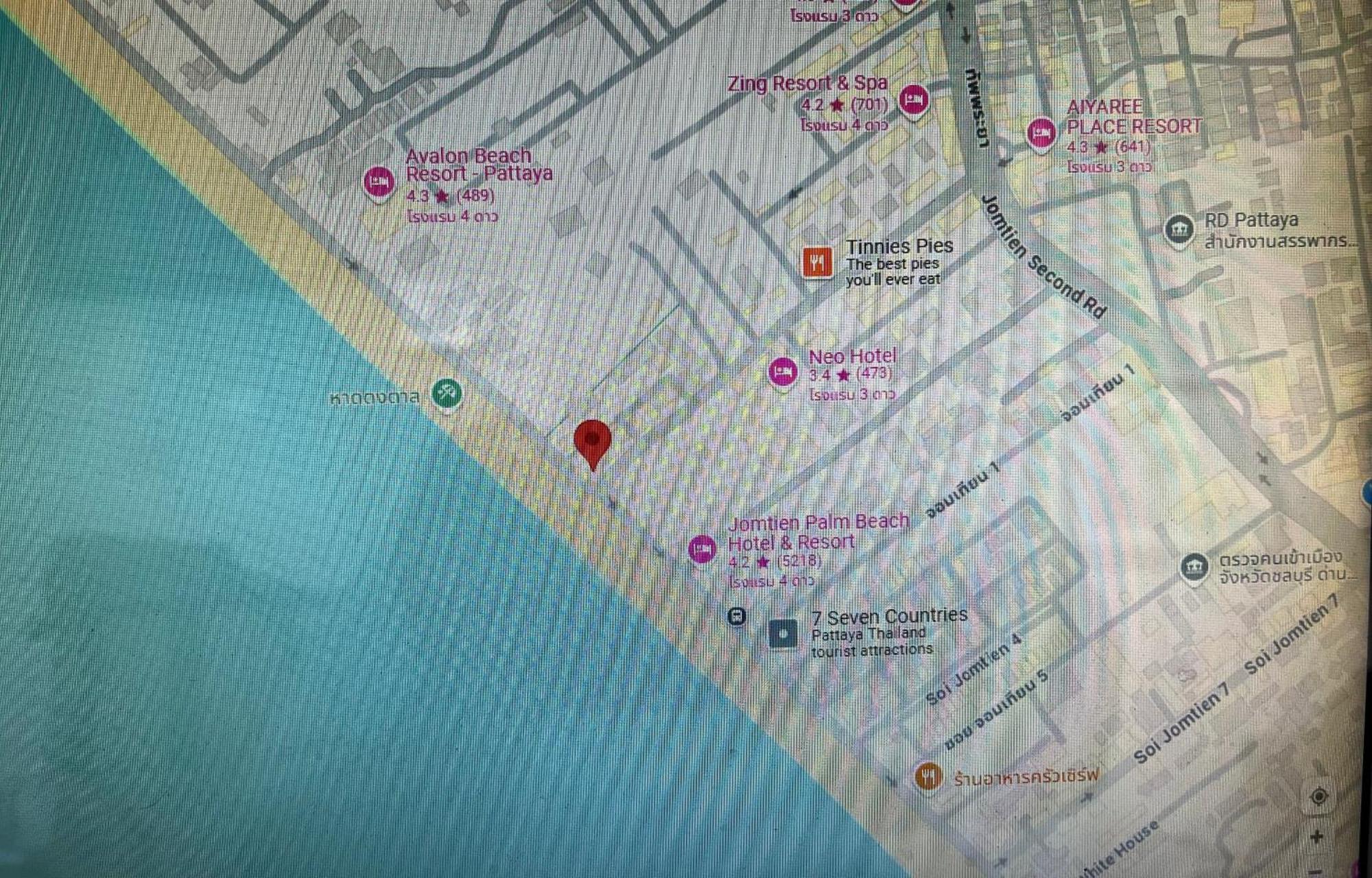 Condotel A Jomtien Road Apartemen *